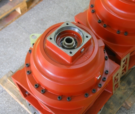 گیربکس کاهنده سری ZF آلمان P3301 P4300 P5300 P7300 P7500 PLM-7 PLM-9